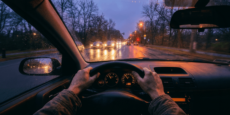 Why Does Night Driving Glare Worsen in Fall and Winter?